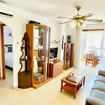Lejlighed 2 Bedroom Beautiful 300m From With Pool! *