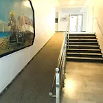 Lejlighed 2 Bedroom Beautiful 300m From With Pool!