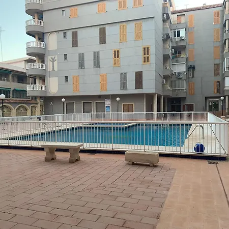 Appartement 2 Bedroom Beautiful 300m From With Pool! Torrevieja