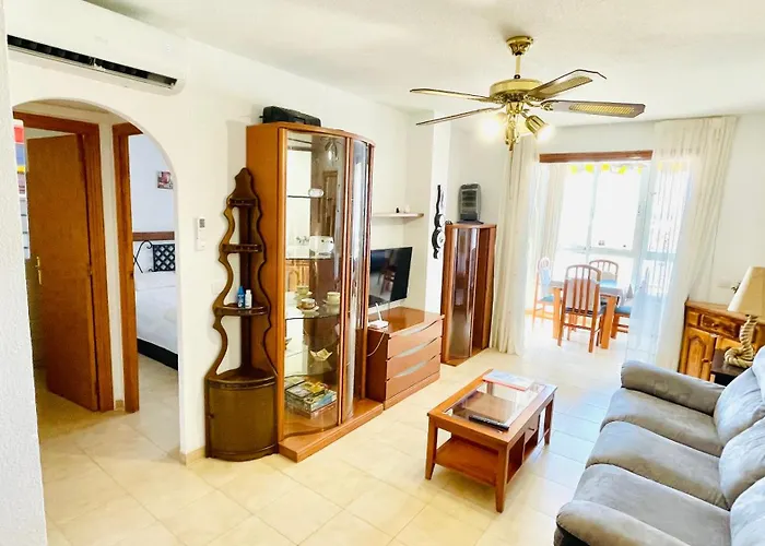 Appartement 2 Bedroom Beautiful 300m From With Pool! *