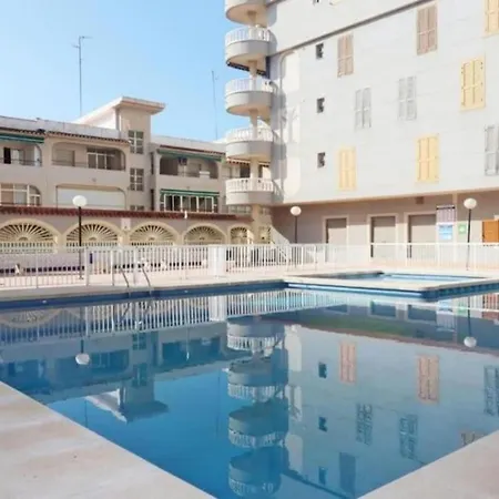2 Bedroom Beautiful 300m From With Pool! Torrevieja